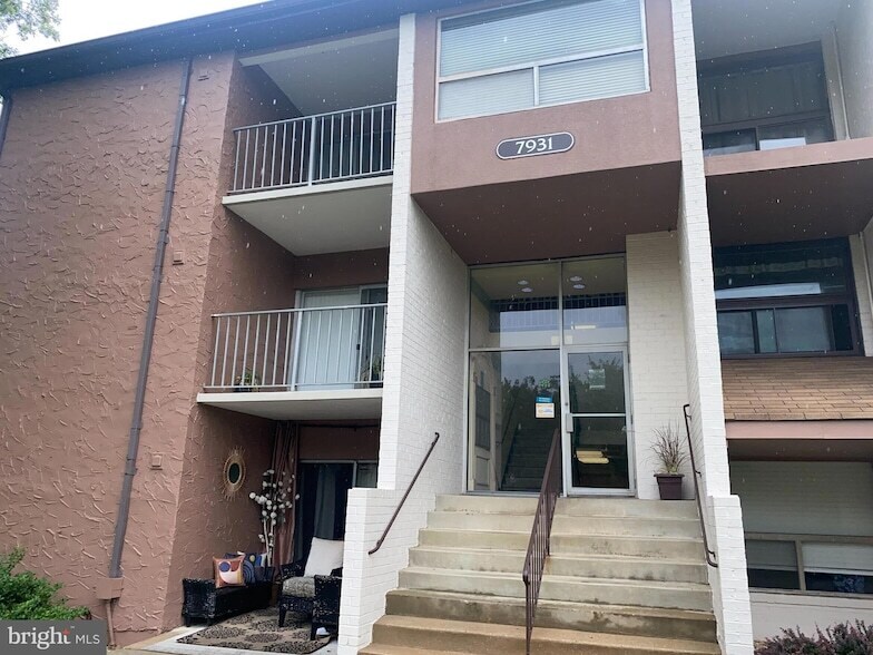 7931 Mandan Rd, Unit 623 in Greenbelt, MD - Building Photo