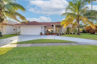3462 Harness Cir in Wellington, FL - Building Photo