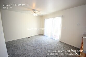 2043 S Fairway Dr in Pocatello, ID - Building Photo - Building Photo