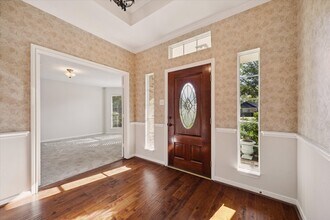 501 Pine Bluff Dr in Friendswood, TX - Building Photo - Building Photo