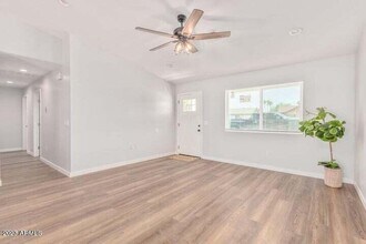 1624 W Geneva Dr in Tempe, AZ - Building Photo - Building Photo