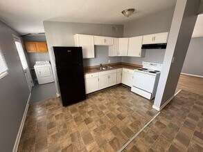 8437 January Ave in St. Louis, MO - Building Photo - Building Photo