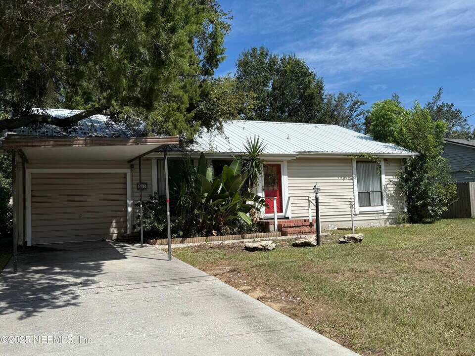 215 Argonaut Rd in St. Augustine, FL - Building Photo