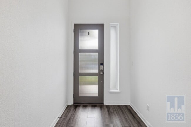 12713 Brave Tenderfoot Trl in Buda, TX - Building Photo - Building Photo