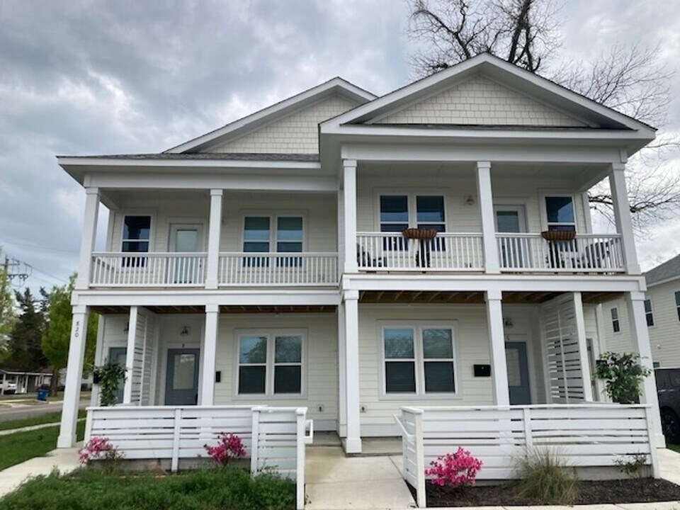 820 Nixon St in Wilmington, NC - Building Photo