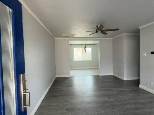 9122 Clearwater Dr, Unit 01-2 in Dallas, TX - Foto de edificio - Building Photo