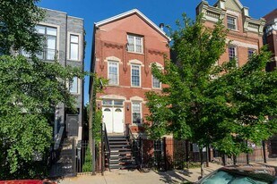 1305 N Greenview Ave, Unit J05P in Chicago, IL - Building Photo