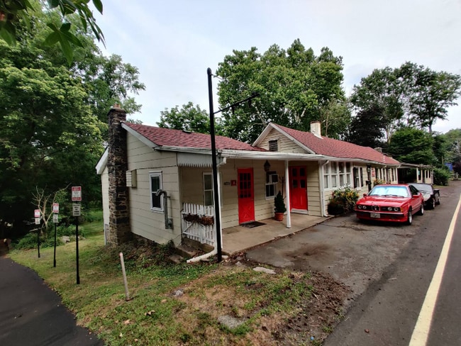 4867 River Rd