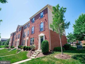 2279 Merseyside Dr in Woodbridge, VA - Building Photo - Building Photo