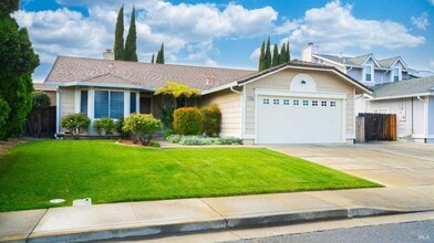 735 Heritage Ave in Fairfield, CA - Building Photo - Building Photo