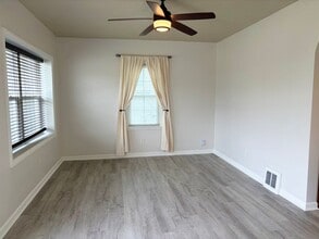 705 Cullom St in Normal, IL - Building Photo - Building Photo