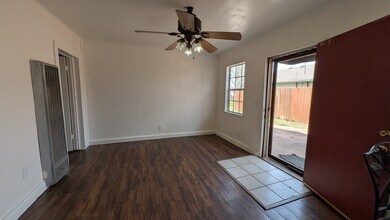 317 W Dill St in Shawnee, OK - Building Photo - Building Photo