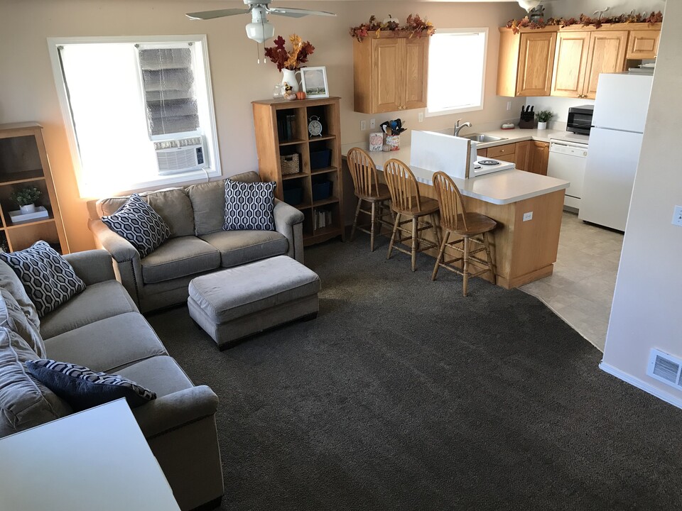 968 Anne St in Rexburg, ID - Building Photo
