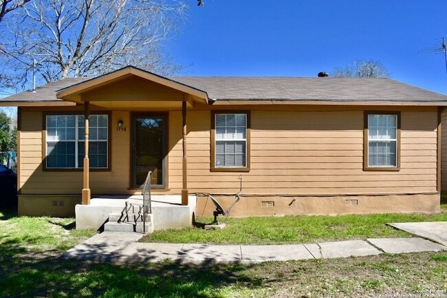 1758 Amanda St in San Antonio, TX - Foto de edificio - Building Photo