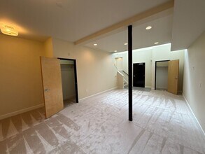 160 Liberty St NE in Salem, OR - Foto de edificio - Building Photo