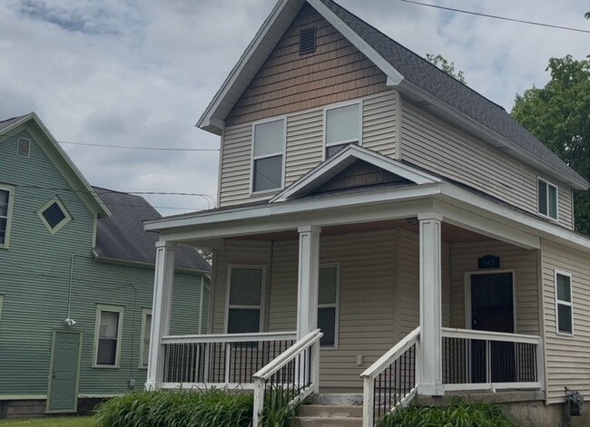 545 James St in Wyoming, MI - Building Photo - Building Photo