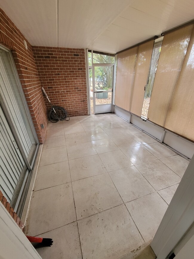 1335 85th Ter N, Unit A in St. Petersburg, FL - Building Photo - Building Photo