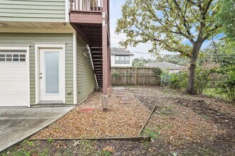 4406 Clay St in Houston, TX - Foto de edificio - Building Photo
