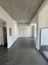 151 SE 1st St, Unit 1410 in Miami, FL - Building Photo - Building Photo