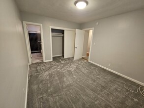 1473 Rexford Dr in Los Angeles, CA - Foto de edificio - Building Photo