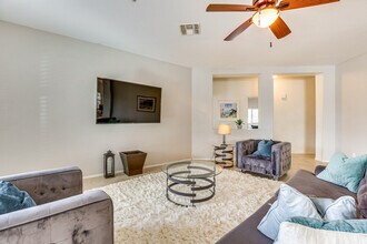 9443 E Whitewing Dr in Scottsdale, AZ - Building Photo - Building Photo