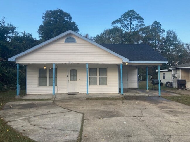 property at 2809 54th Ave