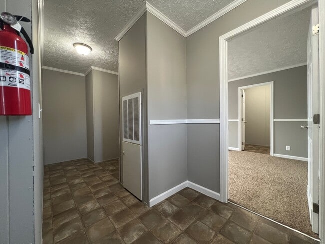 84 W Sourwood Dr in Browns Summit, NC - Building Photo - Building Photo