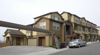 6038 Old Quarry Loop in Oakland, CA - Foto de edificio - Building Photo