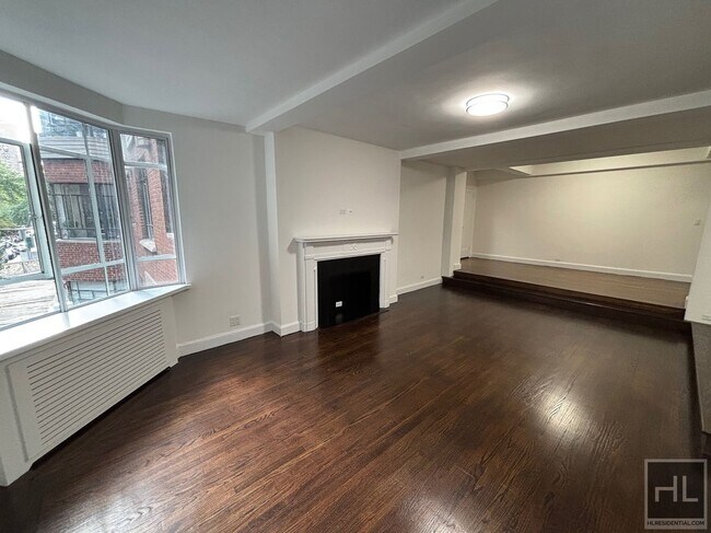 FIFTH AVENUE in New York, NY - Building Photo - Building Photo