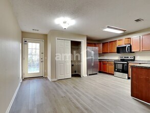 7 Holly Springs Cir in Port Wentworth, GA - Building Photo - Building Photo