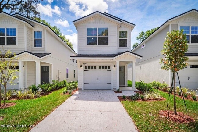 8922 Free Ave