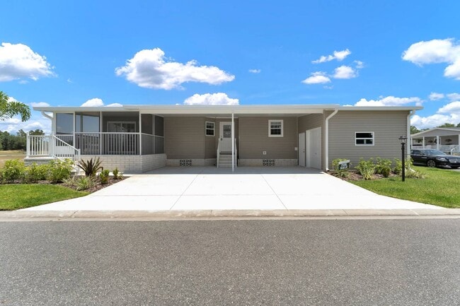 property at 3128 Walden Shores Blvd
