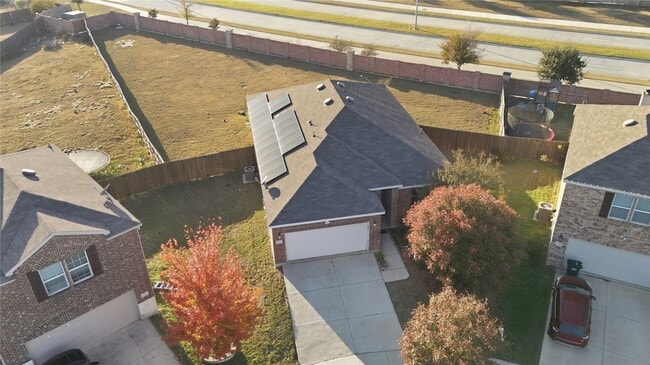 8101 Kurgan Trail in Fort Worth, TX - Building Photo - Building Photo