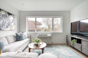 4980 N Vancouver Ave in Portland, OR - Building Photo