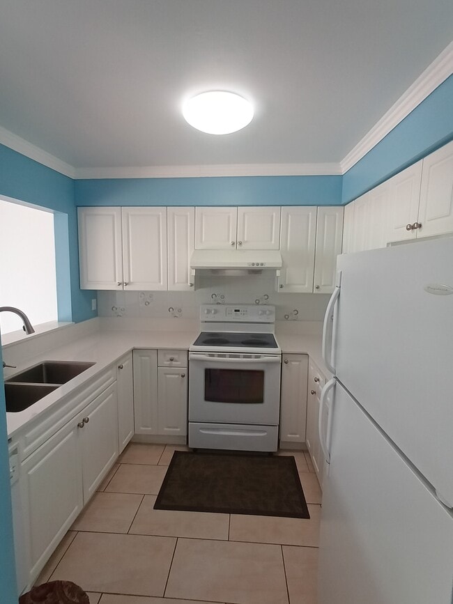 property at 2101 Mcmullen Av