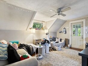 17 2nd St, Unit Apt A in Somersworth, NH - Building Photo - Building Photo