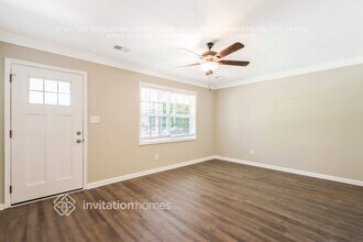 3871 Leisure Springs Dr in Decatur, GA - Foto de edificio - Building Photo