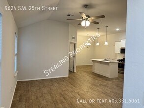 9624 SW 25th St in Oklahoma City, OK - Building Photo - Building Photo