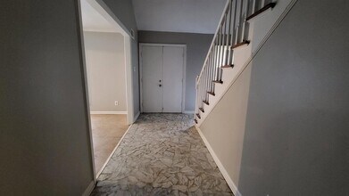 5195 Wren Cove in Memphis, TN - Building Photo - Building Photo