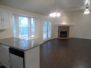 2305 Carolyn Ct in Norman, OK - Building Photo - Building Photo