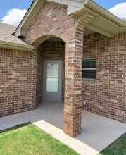 925 Heather Ln in Moore, OK - Building Photo - Building Photo
