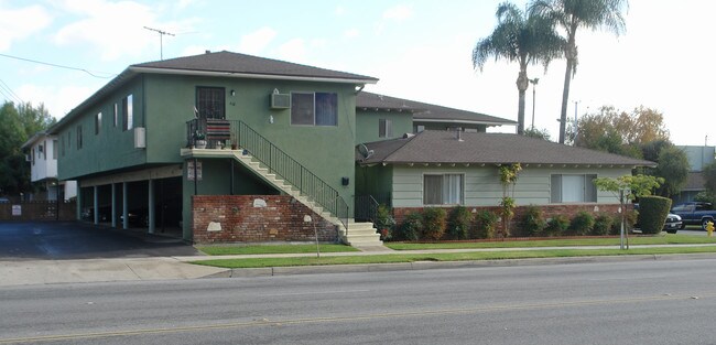 203 Orlando Way in Covina, CA - Building Photo - Building Photo