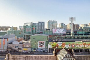 538 Commonwealth Ave in Boston, MA - Building Photo