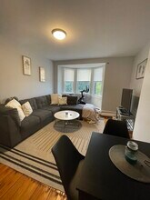 813 E Broadway, Unit #3 in Boston, MA - Building Photo - Building Photo