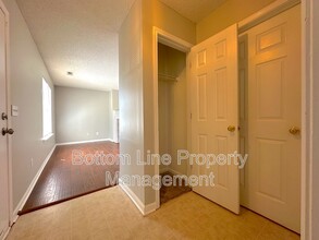 3320 Bell Glen Ct in Charlotte, NC - Building Photo - Building Photo
