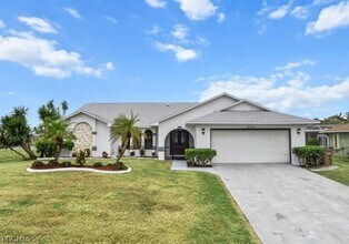 2230 SE 5th Pl in Cape Coral, FL - Building Photo - Building Photo
