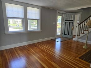 37 High St in Sharon, MA - Building Photo - Building Photo