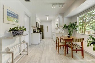 7809 Wakefield Dr in Austin, TX - Building Photo - Building Photo