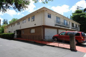 Patrician Bldg in San Carlos, CA - Building Photo - Building Photo