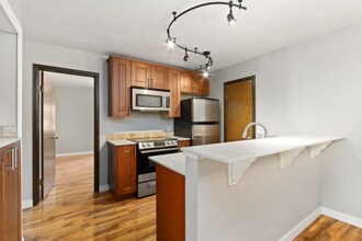 1315 Kirkwood Dr in Fort Collins, CO - Foto de edificio - Building Photo